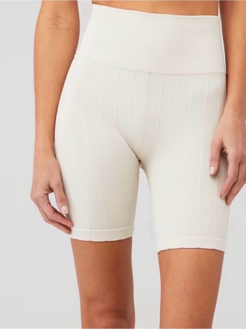 Spiritual Gangster Neutral Amara Wide Rib Heather Seamless Biker Short xs/s